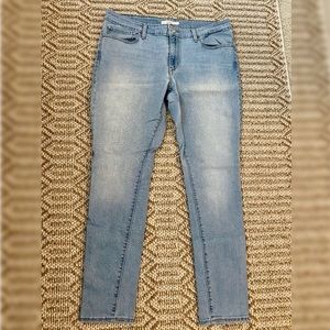 Levi’s 711 skinny jeans